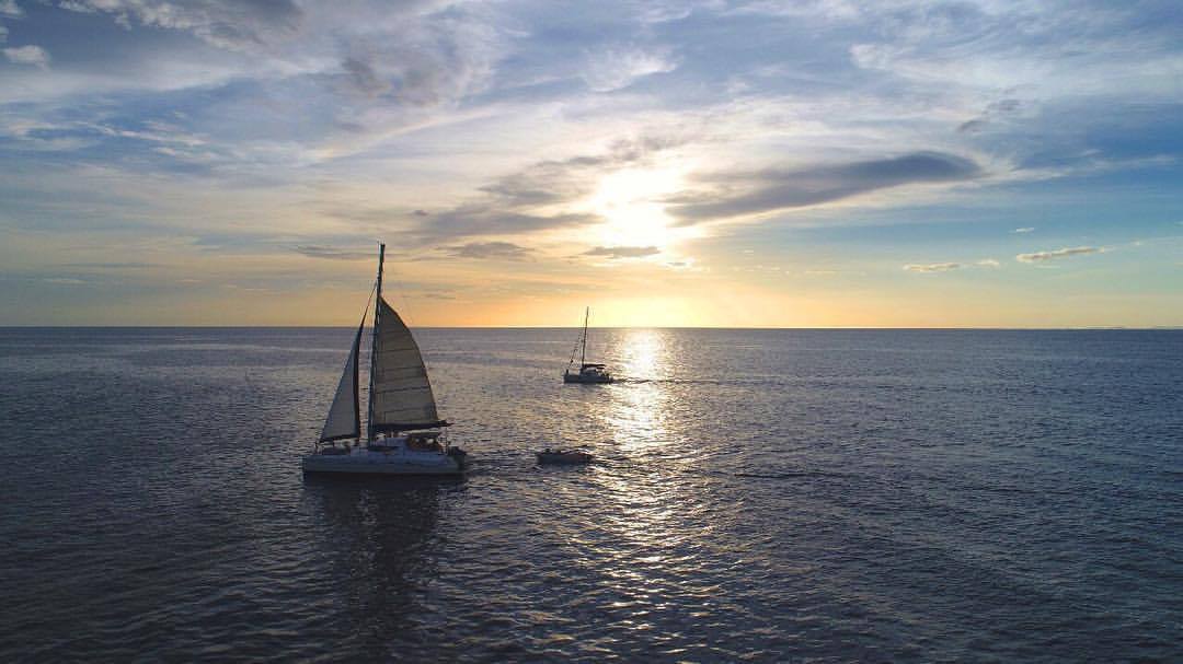 Las Catalinas Sunset Sailing